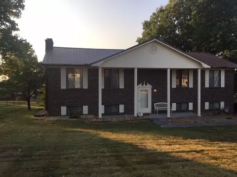 7055 Mayfair St, Talbott, TN 37877 photo 1