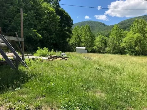 955 Rock Haven Rd, Bean Station, TN 37708 photo 1