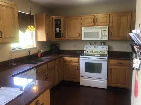 8150 W Pointe Dr, Talbott, TN 37877 photo 4