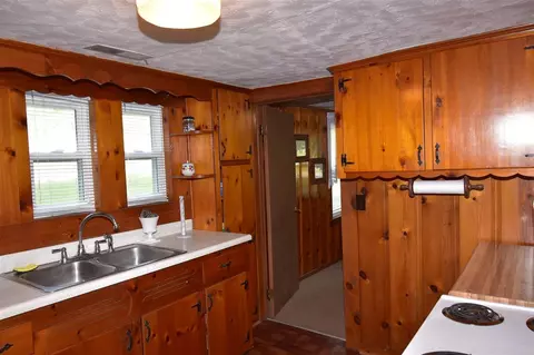 9720 Hogskin Rd, Corryton, TN 37721 photo 17
