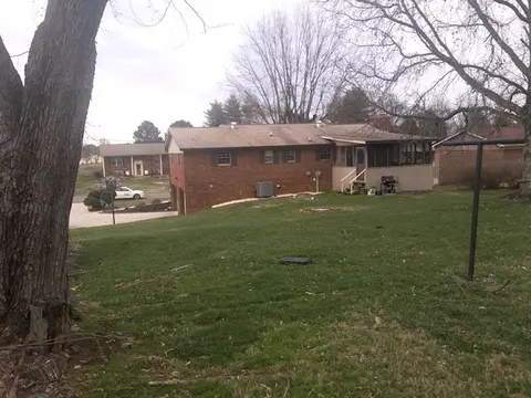 523 Andrew Cir, Talbott, TN 37877 photo 8
