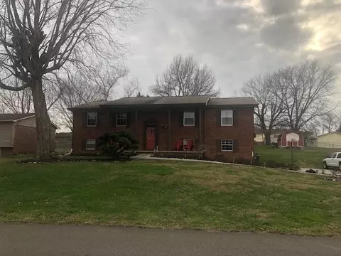523 Andrew Cir, Talbott, TN 37877 photo 2