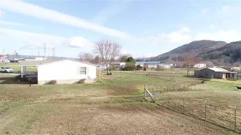 1317 Broadway Dr, Bean Station, TN 37708 photo 7