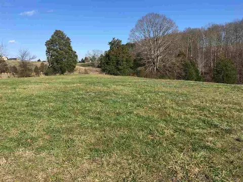 66 Cow Poke Lane, Rutledge, TN 37861