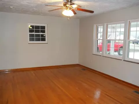 142 Rhea Dr, Bean Station, TN 37708 photo 4