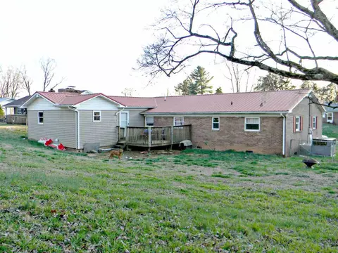 157 Britton Dr, Talbott, TN 37877 photo 3