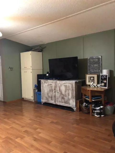 4915 Lakeshore Dr, Bean Station, TN 37708 photo 7