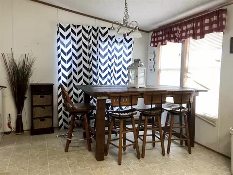 4915 Lakeshore Dr, Bean Station, TN 37708 photo 5