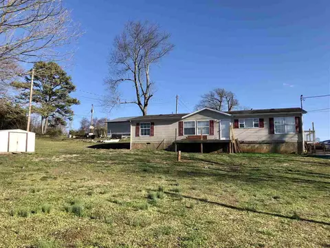 4915 Lakeshore Dr, Bean Station, TN 37708 photo 1