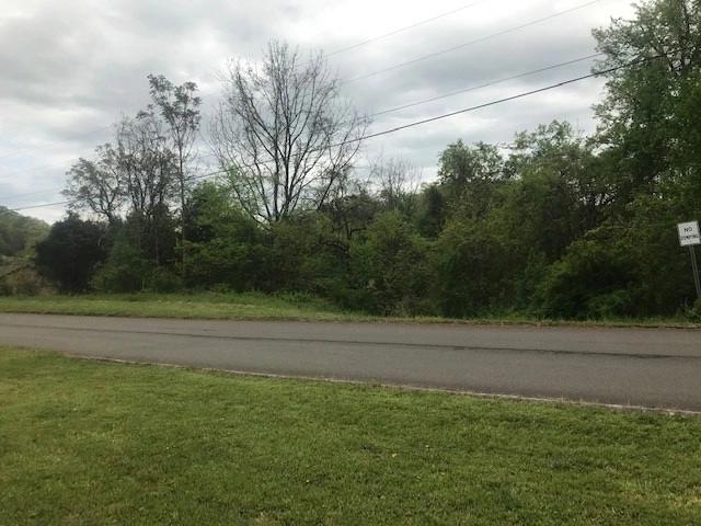 665 Pinewood Cir, Morristown, TN 37814