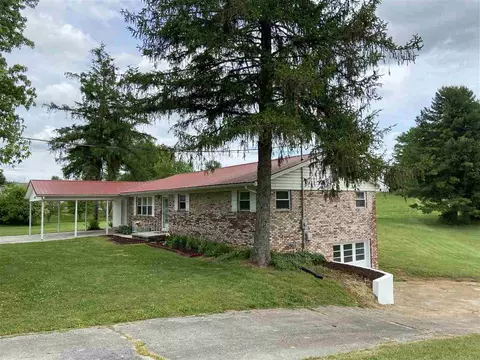 2622 Vista Dr, Talbott, TN 37877 photo 2