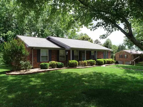 6985 Harmony Cir, Talbott, TN 37877 photo 2