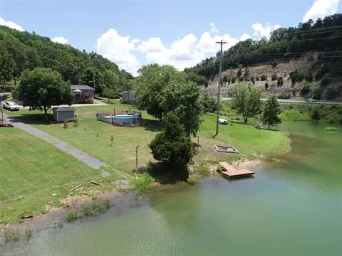 161 Shady Ln, Bean Station, TN 37708 photo 2