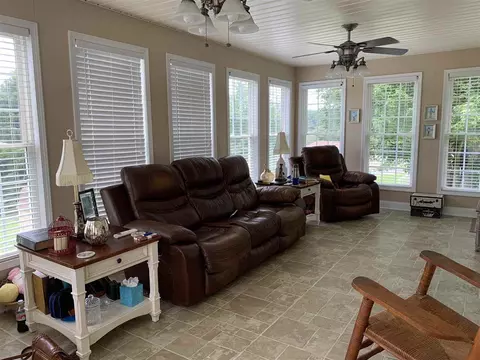 1107 Plum Ct, Talbott, TN 37877 photo 6