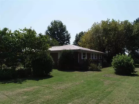 537 Meek St, Talbott, TN 37877 photo 3
