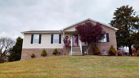 1116 Plum Ct, Talbott, TN 37877 photo 3