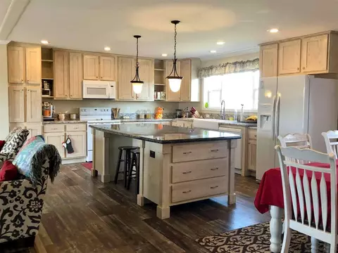 2565 May Rd, Talbott, TN 37877 photo 11