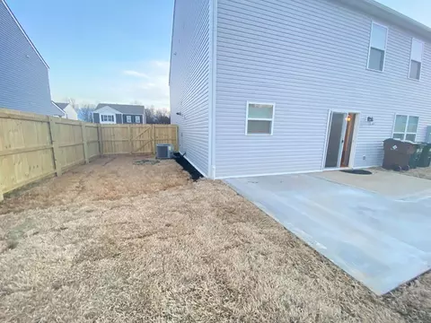 328 Caroline Ct, Talbott, TN 37877 photo 4