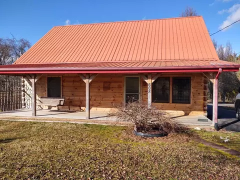 608 N White Pine Rd, Talbott, TN 37877 photo 2