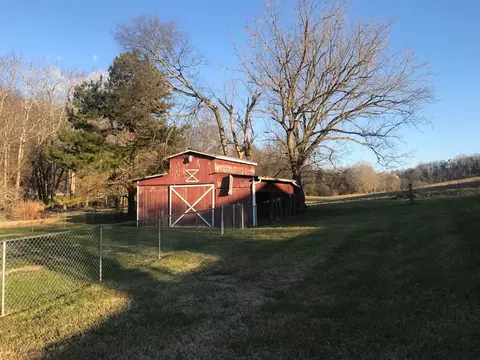 7449 Travis Rd, Talbott, TN 37877 photo 10