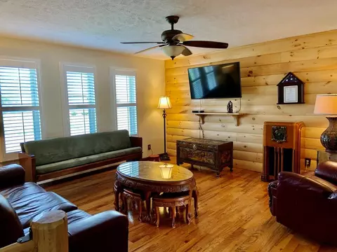699 Barbara Dr, Talbott, TN 37877 photo 4
