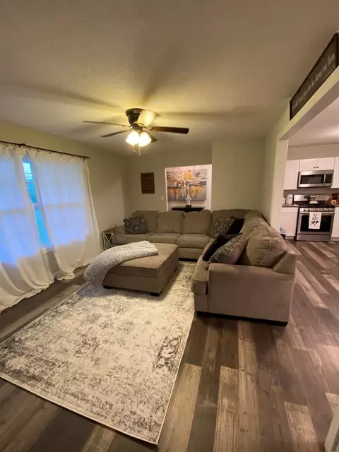 365 Jerry Dr, Talbott, TN 37877 photo 3
