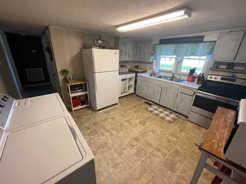 184 Bowlin Dr, Bean Station, TN 37708 photo 5