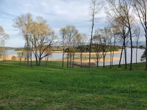 Hwy 139 Hwy 139, Dandridge, TN 37725