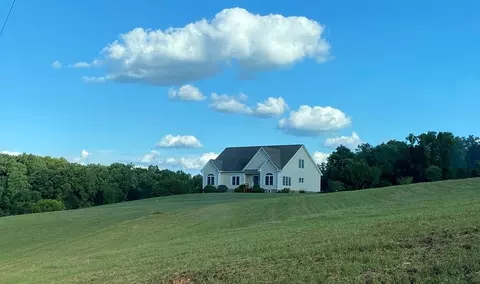 264 Hodge Rd, Bean Station, TN 37708 photo 1