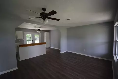 175 NE Walnut St, Bean Station, TN 37708 photo 5