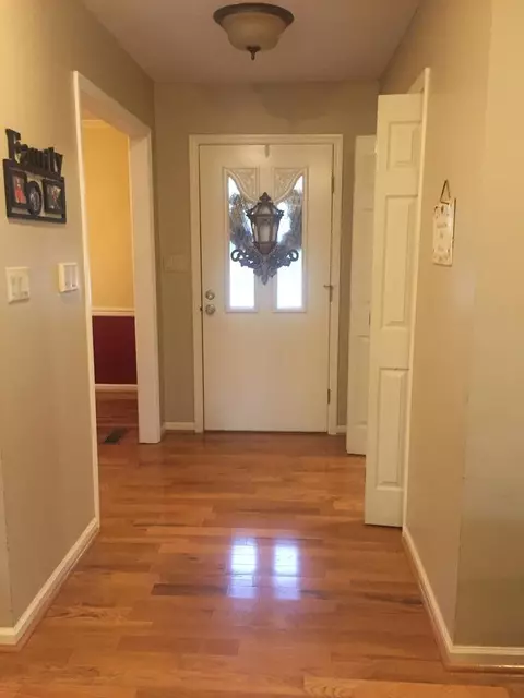 7342 Sugarwood Dr, Talbott, TN 37877 photo 3