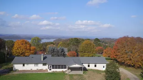 8209 Greenbriar Rd, Talbott, TN 37877 photo 1