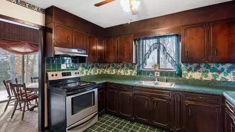 561 White Ln, Bean Station, TN 37708 photo 12