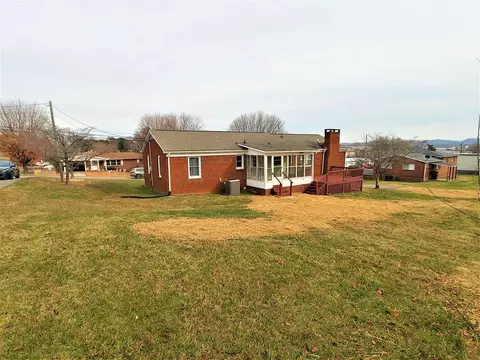 185 Navaho Dr, Talbott, TN 37877 photo 8