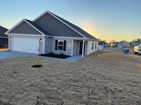 716 Noah St, Talbott, TN 37877 photo 2