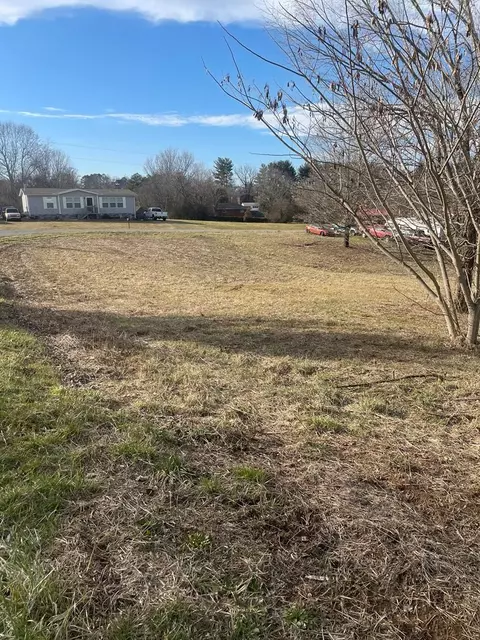 3435 Beaver Rd, Morristown, TN 37814