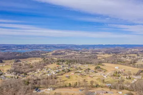 825 Yellow Brick Rd, Talbott, TN 37877 photo 24