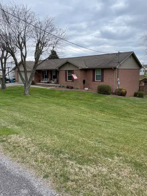 6825 Westgate Cir, Talbott, TN 37877 photo 2