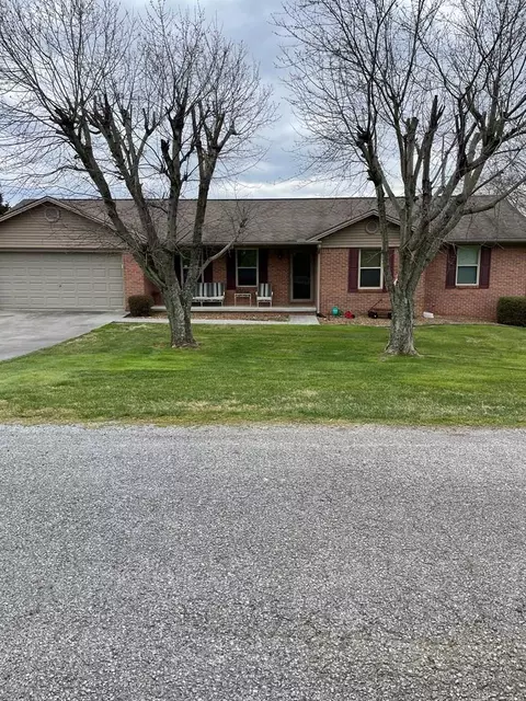 6825 Westgate Cir, Talbott, TN 37877 photo 1