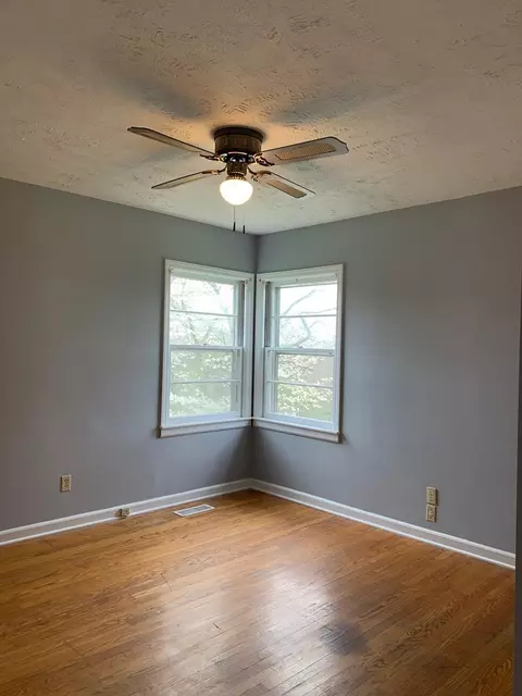 2154 E Outer Dr, Morristown, TN 37814 photo 12