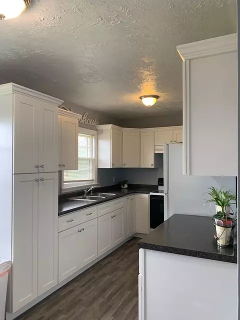 2154 E Outer Dr, Morristown, TN 37814 photo 6