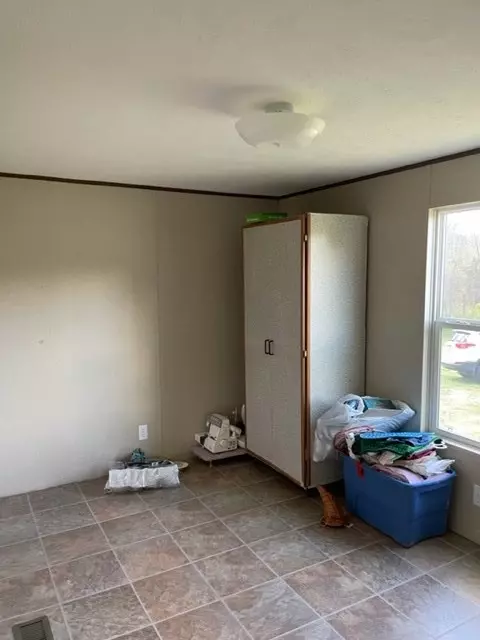869 S Chucky Pike, Talbott, TN 37877 photo 16