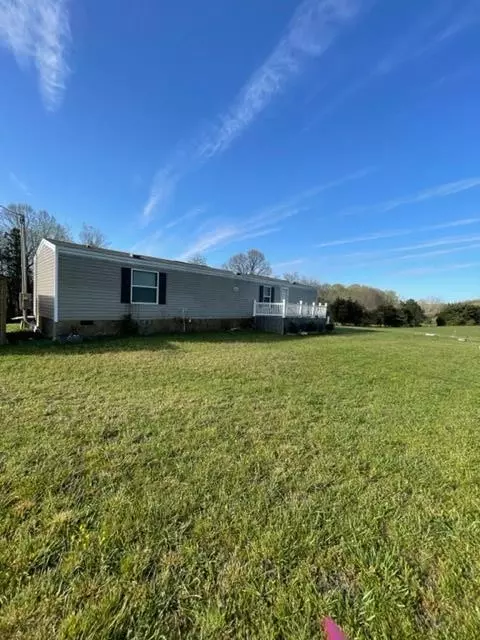 869 S Chucky Pike, Talbott, TN 37877 photo 1
