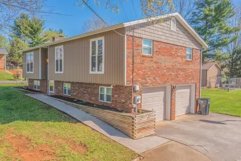 6959 W Windgate Ct, Talbott, TN 37877 photo 2