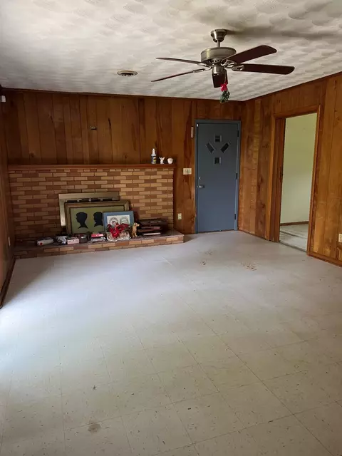 653 Dogwood Ln, Talbott, TN 37877 photo 8