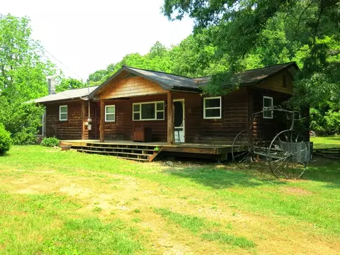 3124 Glendale Rd, Bybee, TN 37713 photo 2
