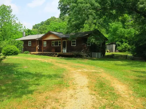 3124 Glendale Rd, Bybee, TN 37713 photo 1