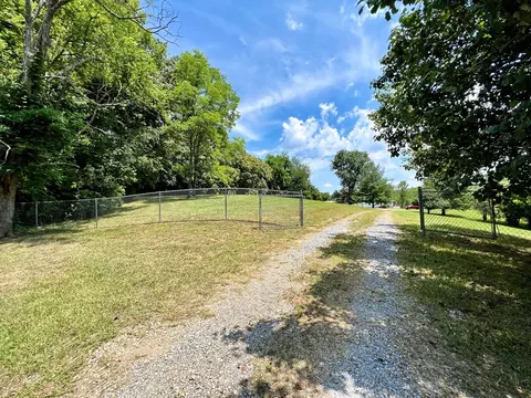 808 Parsonage Rd, White Pine, TN 37890 photo 6