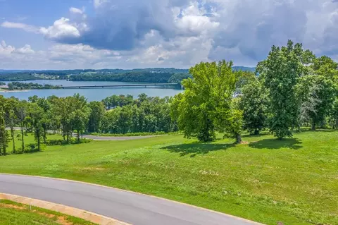 2424 Starboard Crst, Morristown, TN 37816