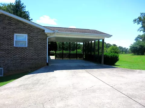 6980 Harmony Cir, Talbott, TN 37877 photo 2